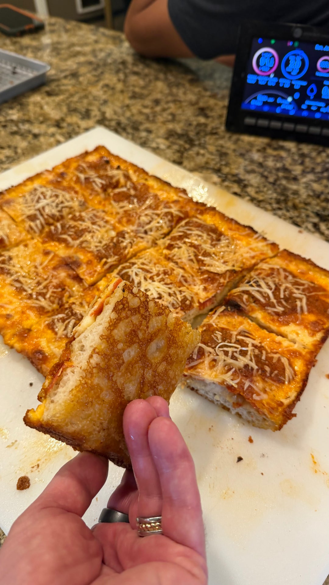 Casa M Detroit-Style Pizza 10"x14"
